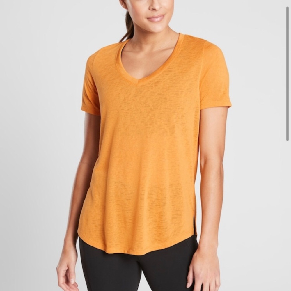 Athleta Breezy Scoop V Neck Tee NWT Gold Yellow Lg